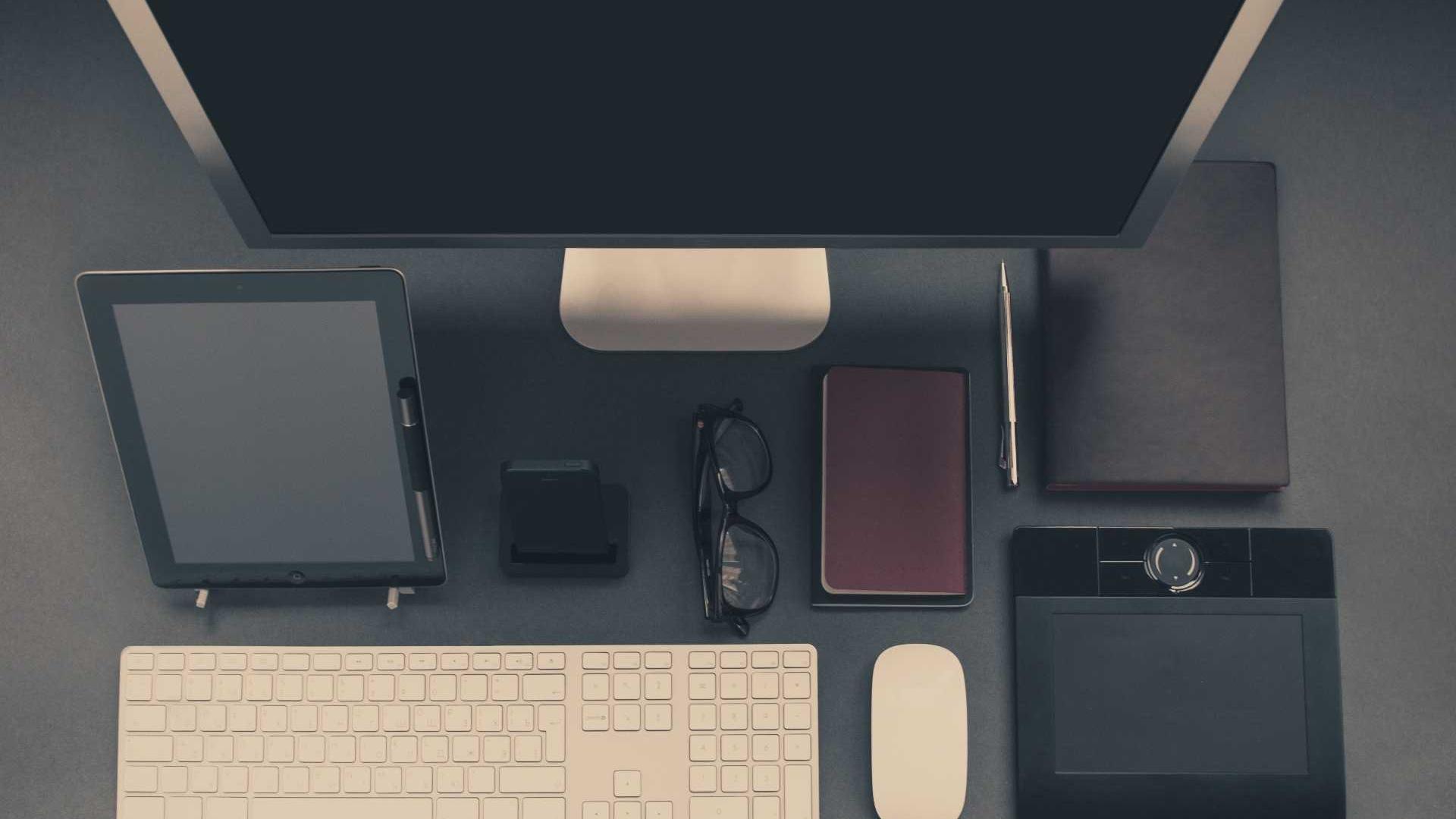 Puhelinliittymien kilpailutus: Näin säästät pk-yrityksesi kuluissa