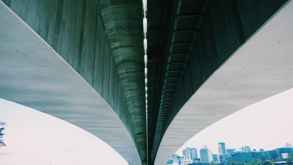 Puhelinliittymien kilpailutus Vantaalla: Säästöjä ja parempia sopimuksia