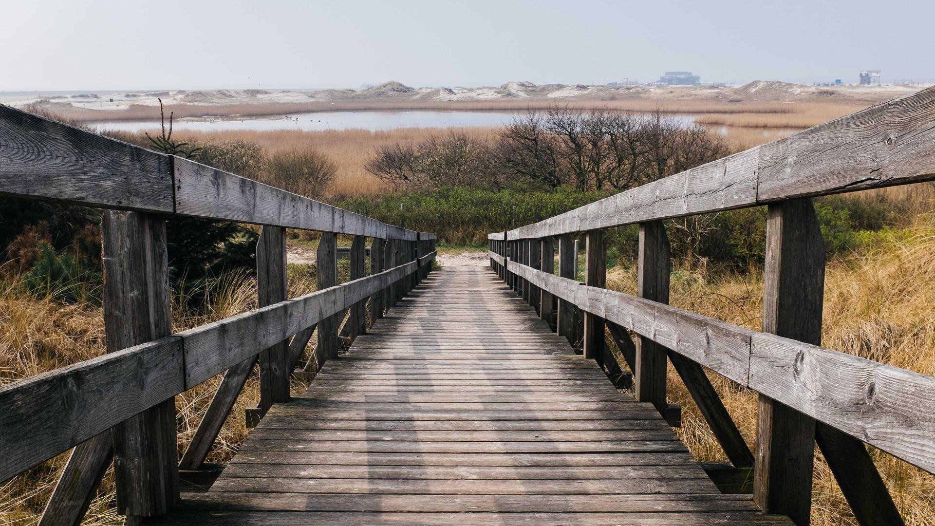 Vantaalaisten pk-yritysten vakuutusten kilpailuttaminen: Hyödyt ja haasteet